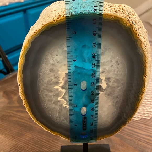 AGATE GEODE NATURAL STONE ON STAND - Picture 7 of 10